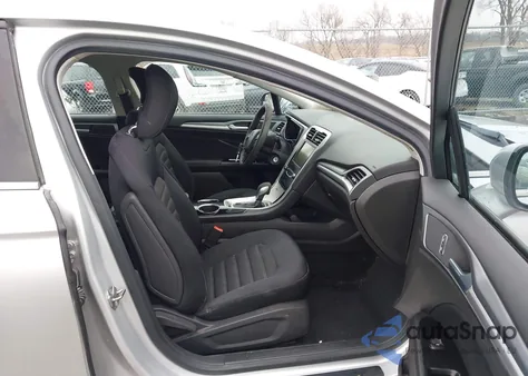 2013 Ford Fusion Se z USA, uszkodzony, nr VIN 3FA6P0H76DR330020